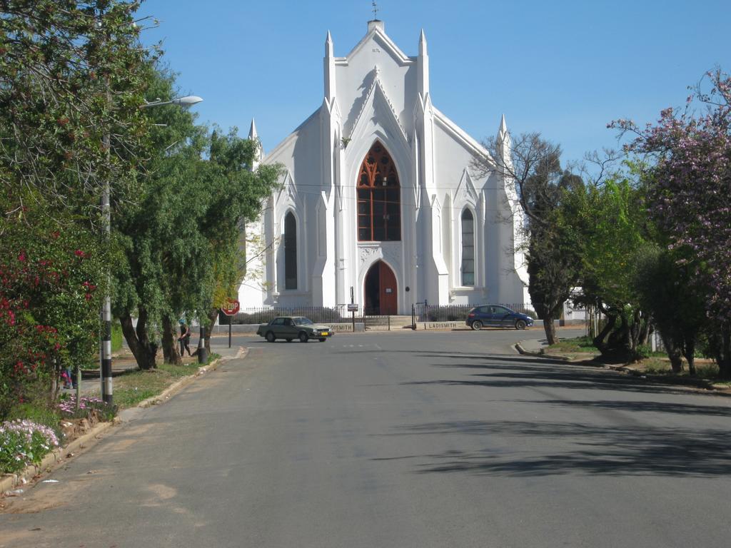 Ladismith Manor Hotel Екстериор снимка